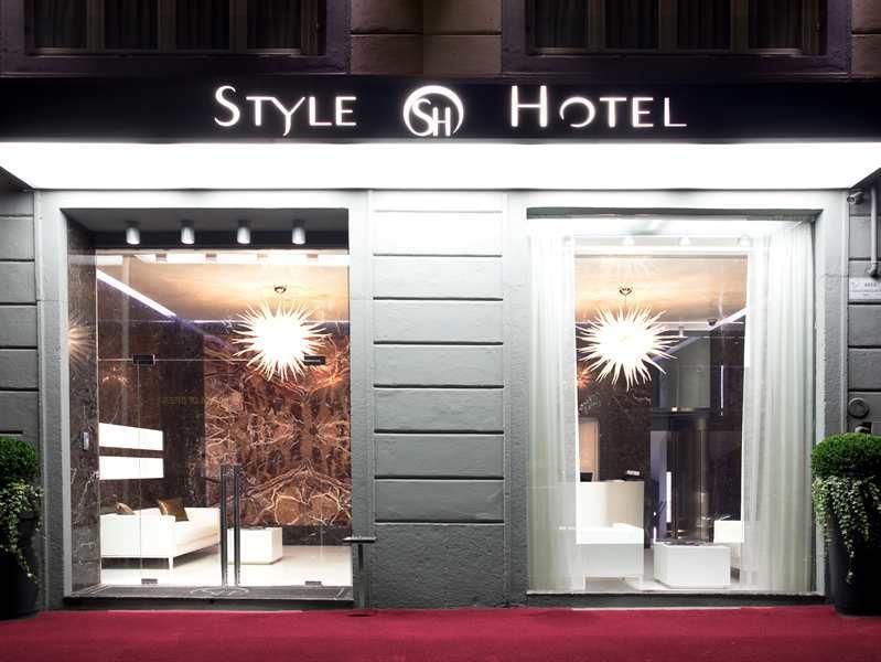 Style Hotel Milan Exterior photo